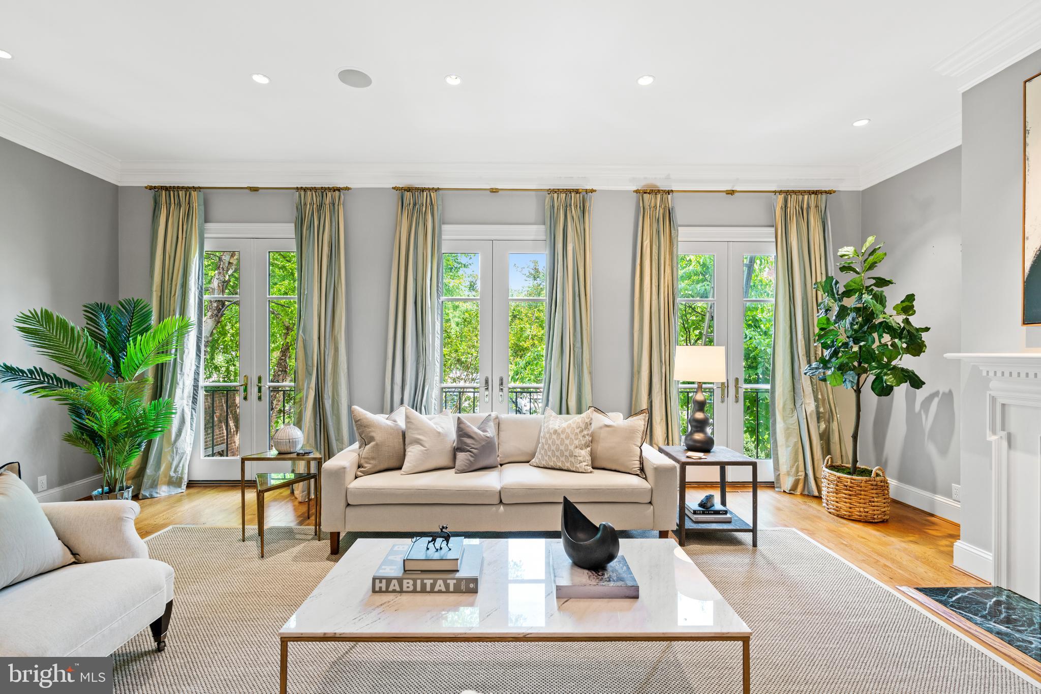 1825 Kalorama Square Washington, DC 20008 - Photo 19 of 46 Living Room