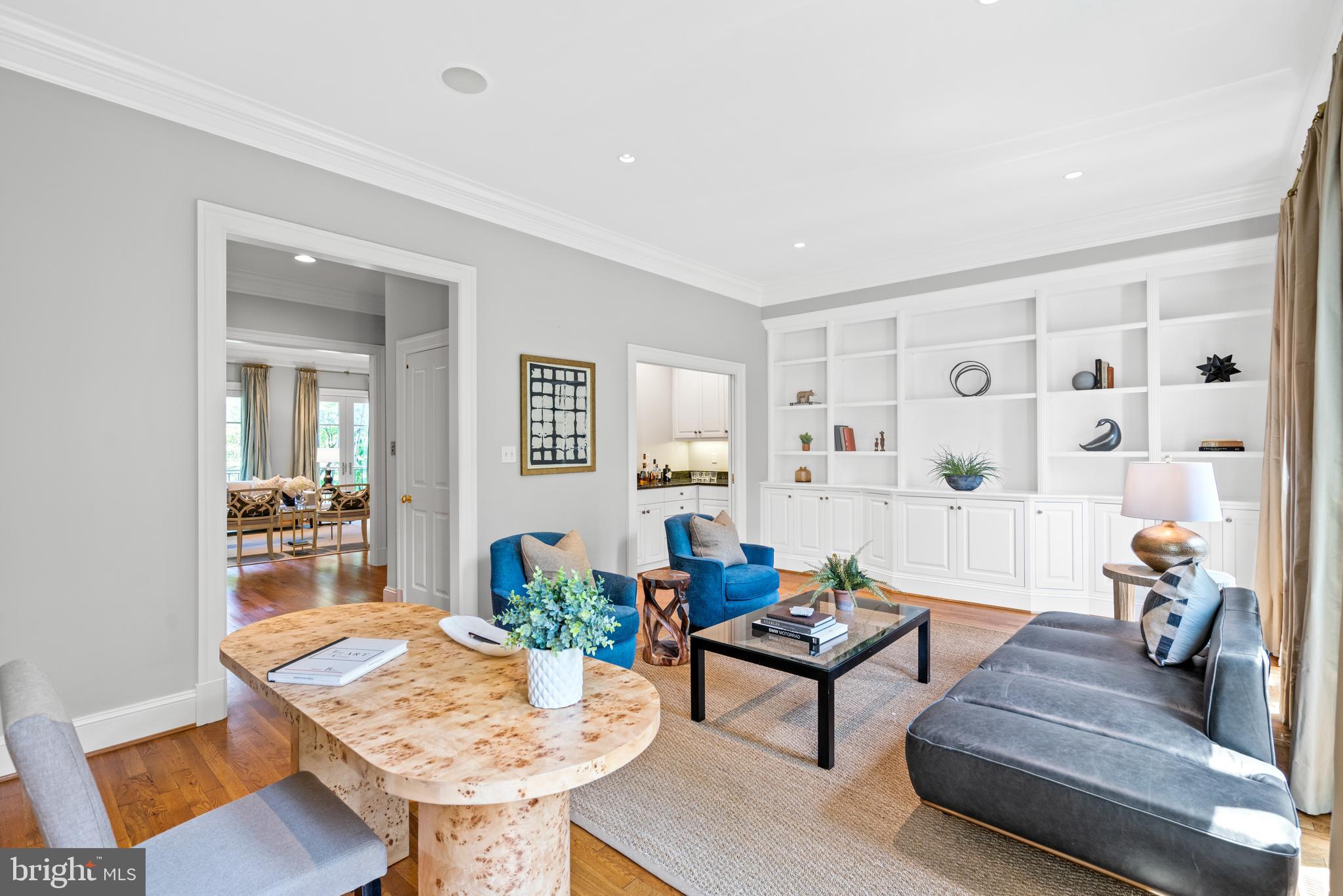 1825 Kalorama Square Washington, DC 20008 - Photo 23 of 46 Library