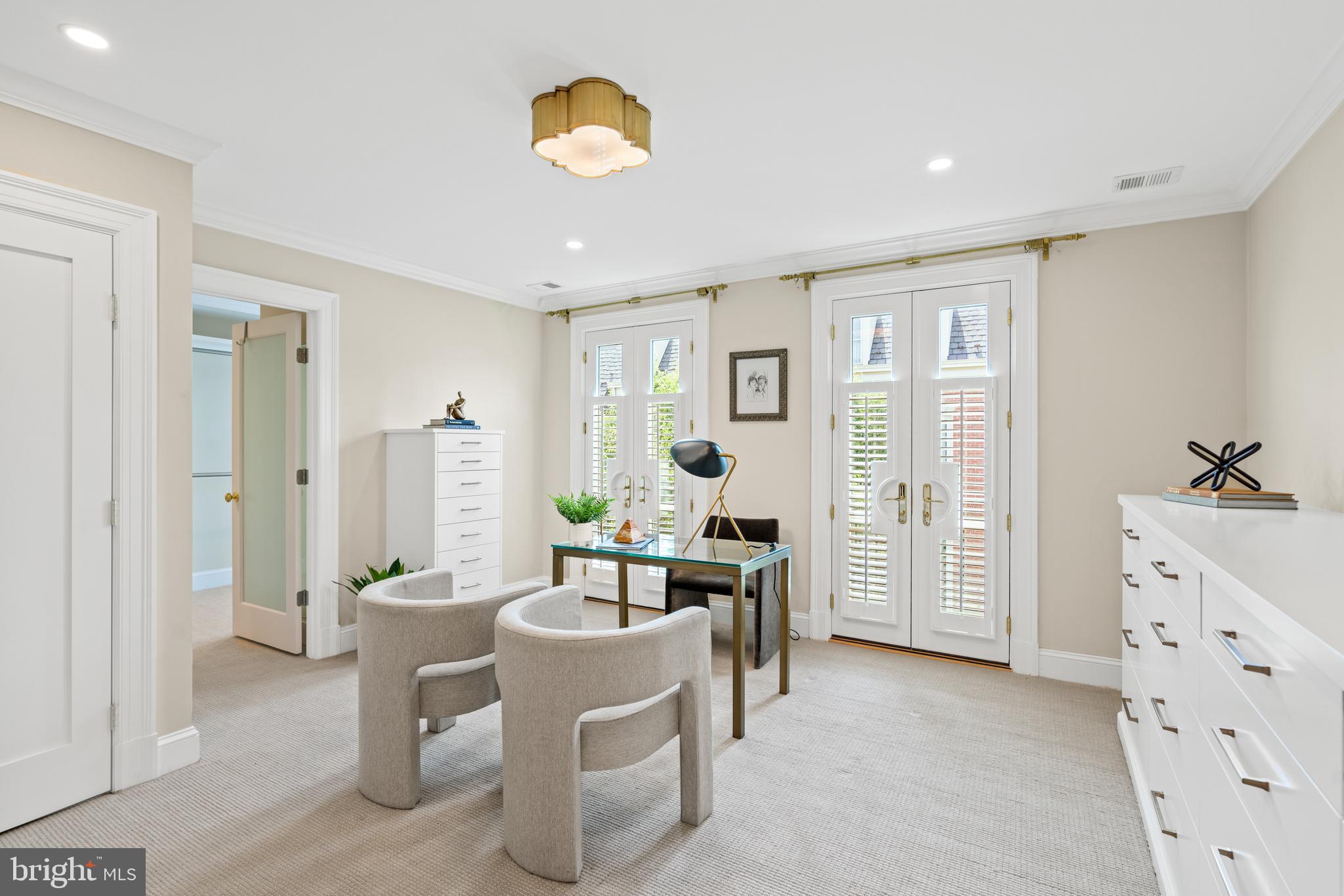 1825 Kalorama Square Washington, DC 20008 - Photo 29 of 46 Primary Dressing Room