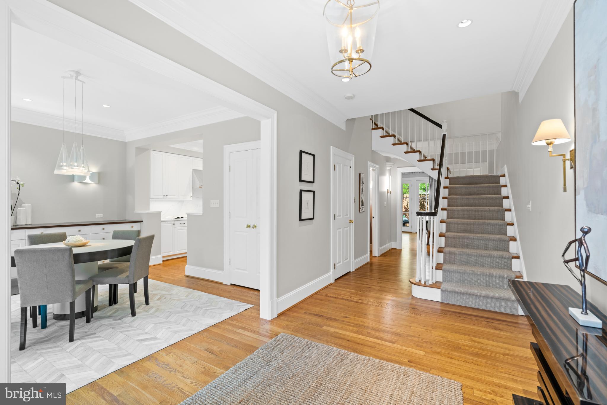 1825 Kalorama Square Washington, DC 20008 - Photo 6 of 46 Entry Foyer