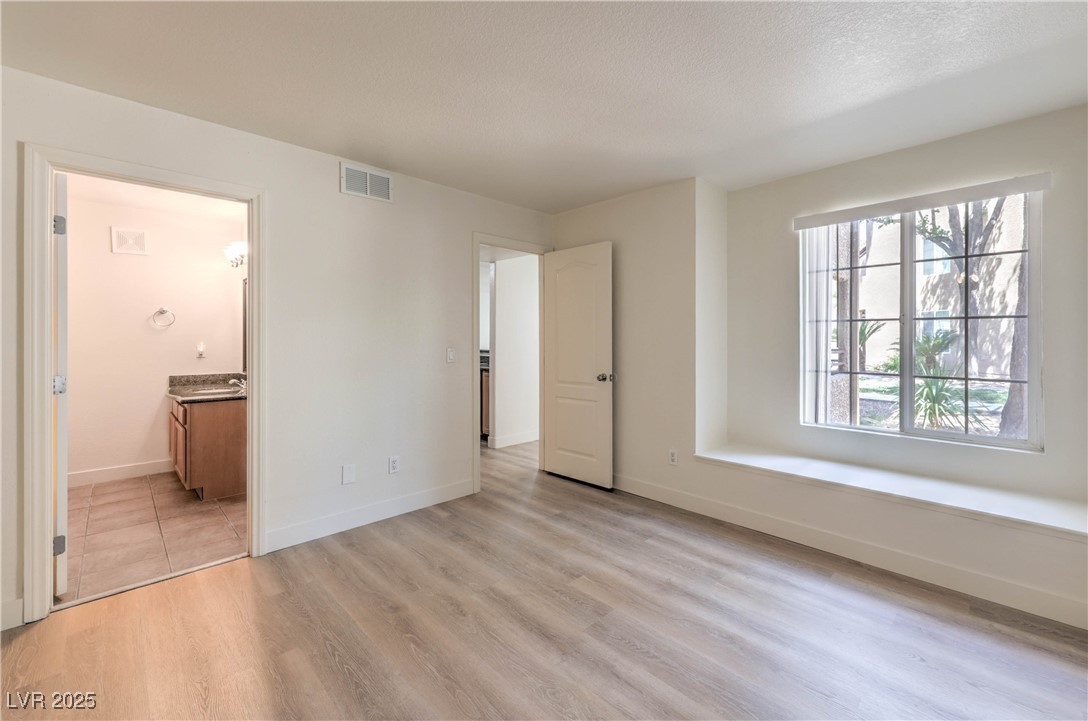 9325 West Desert Inn Road, Unit 110 Las Vegas, NV 89117 - Photo 13 of 22 Gallery Image 13