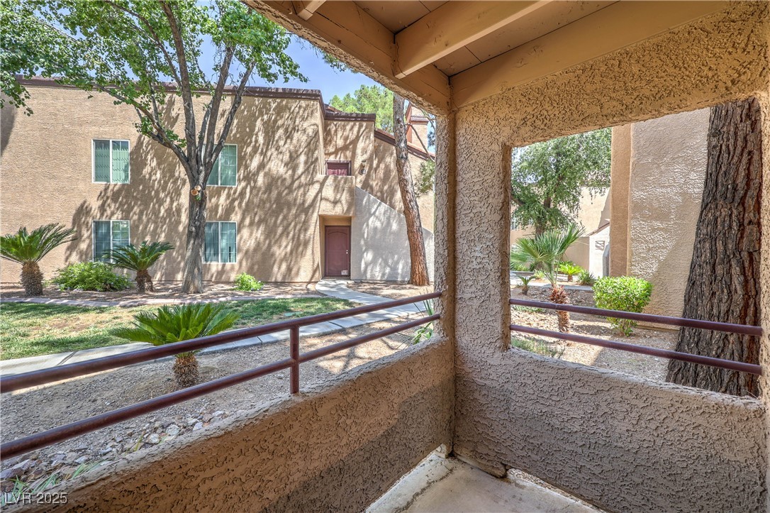 9325 West Desert Inn Road, Unit 110 Las Vegas, NV 89117 - Photo 19 of 22 Gallery Image 19