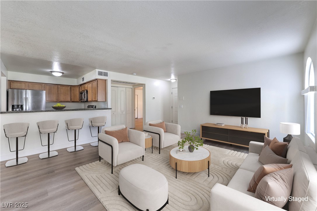 9325 West Desert Inn Road, Unit 110 Las Vegas, NV 89117 - Photo 5 of 22 Gallery Image 5