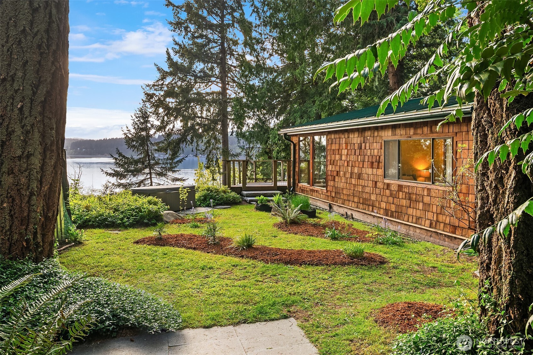 19923 Robinwood Road Southwest Vashon, WA 98070 - Photo 32 of 37