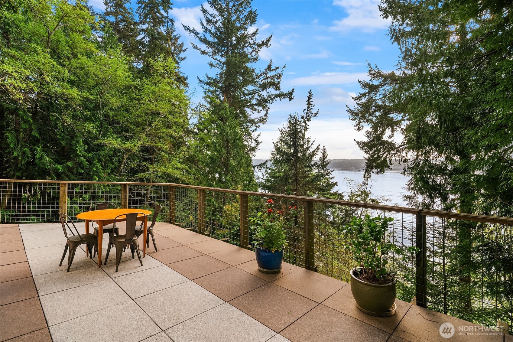 19923 Robinwood Road Southwest Vashon, WA 98070 - Photo 9 of 37