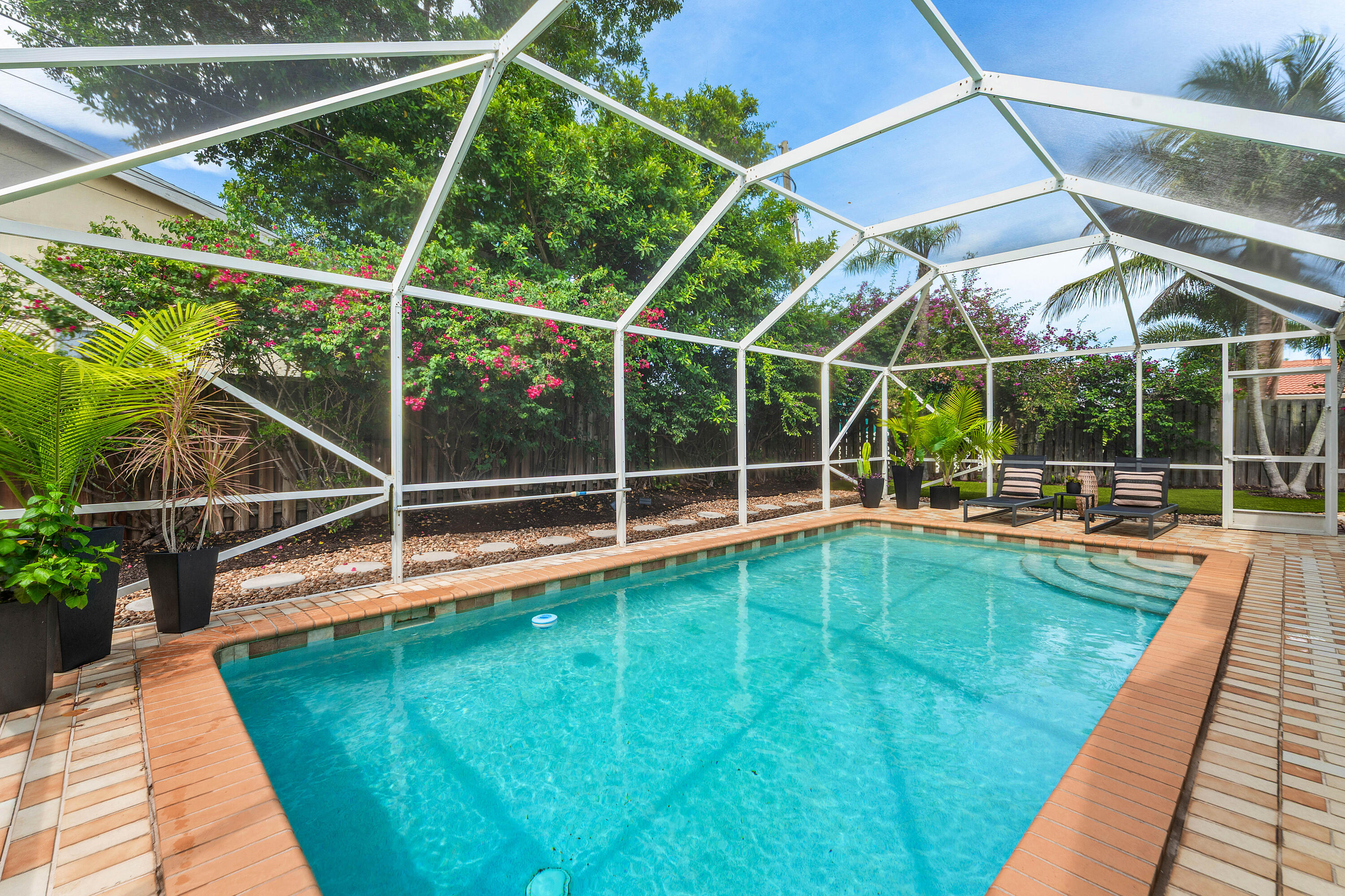 317 Daly Road Tequesta, FL 33469 - Photo 26 of 33 032-317DalyRoad-Jupiter-FL-33469-FULL