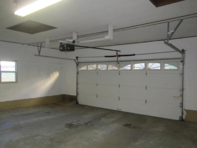 1412 Brown Road Manistee, MI 49660 - Photo 20 of 25 2 Stall Attached Garage