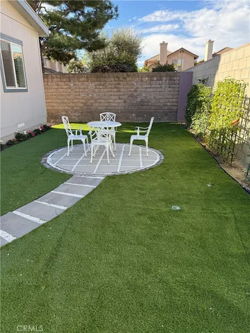 $4,500 | 7317 Kelvin Avenue, Winnetka, CA 91306