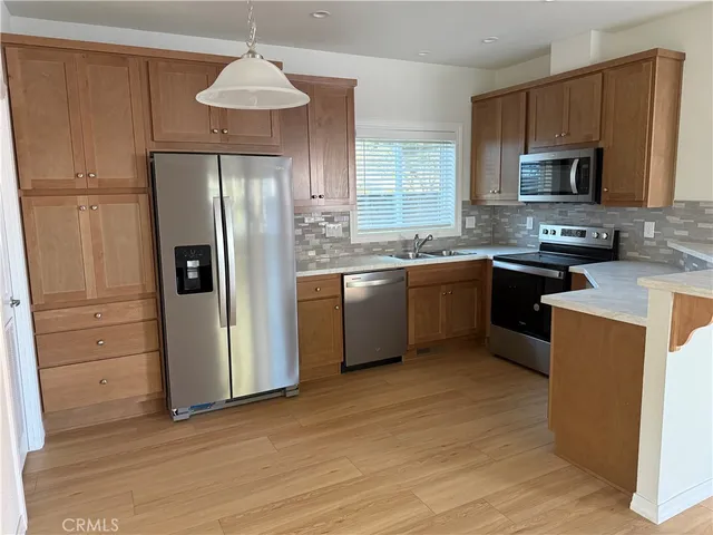 $4,500 | 7317 Kelvin Avenue, Winnetka, CA 91306