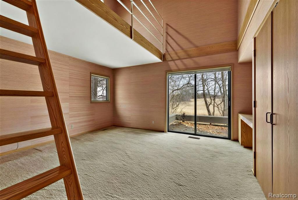 2551 Patterson Lake Road Pinckney, MI 48169 - Photo 60 of 95