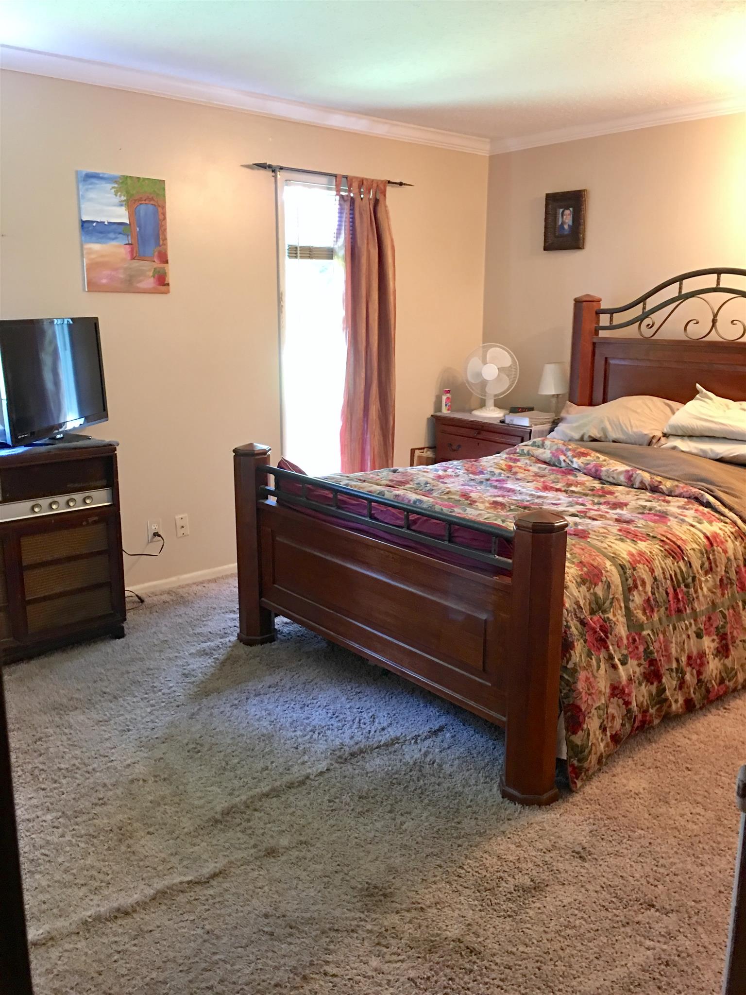 209 Bonnertown Road Five Points, TN 38457 - Photo 20 of 30 a bedroom with a bed and a window