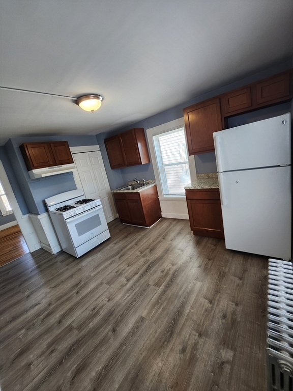 33-35 Upham Street, Unit 2 Salem, MA 01970 - Photo 4 of 10