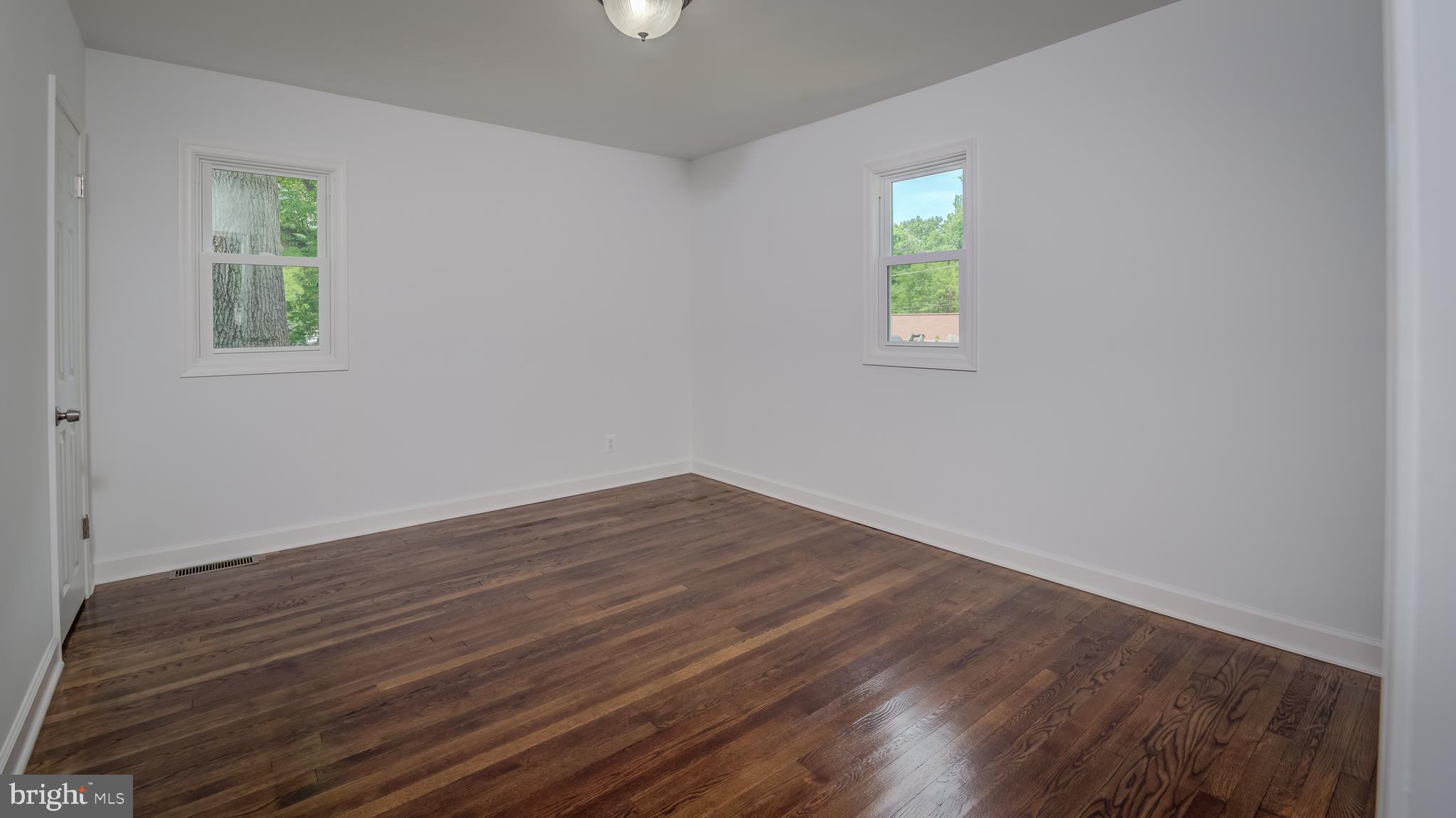 7743 Emerson Road Hyattsville, MD 20784 - Photo 14 of 36 Master bedroom