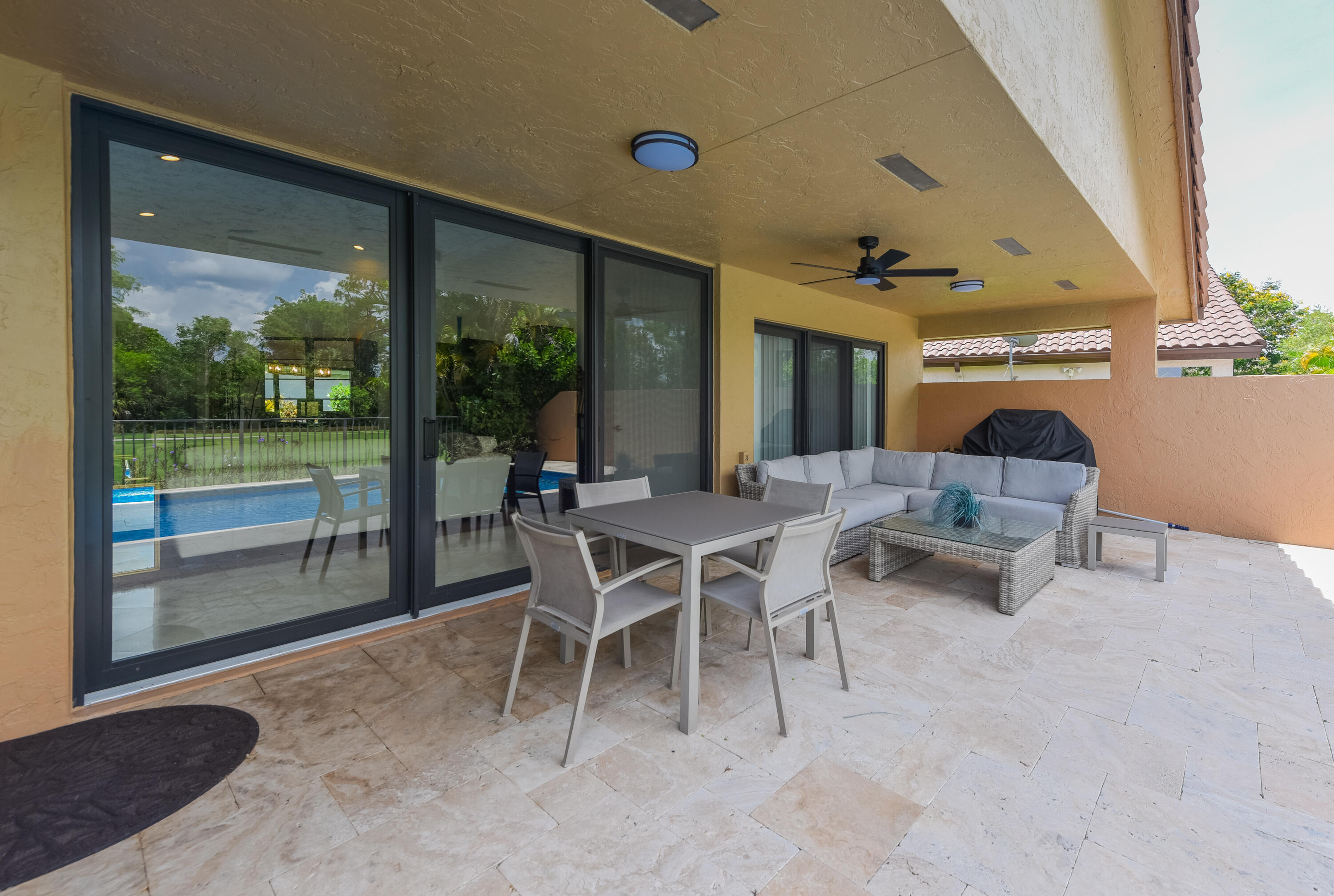 11204 Cloverleaf Circle Boca Raton, FL 33428 - Photo 33 of 72 11204 Cloverleaf Cir Boca-print-032-027-