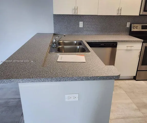 $2,250 | 15354 Southwest 72nd Street, Unit 3111, Miami, FL 33193