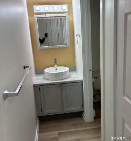 $1,695 | 295 Redstone Hill Road, Unit 24, Bristol, CT 06010