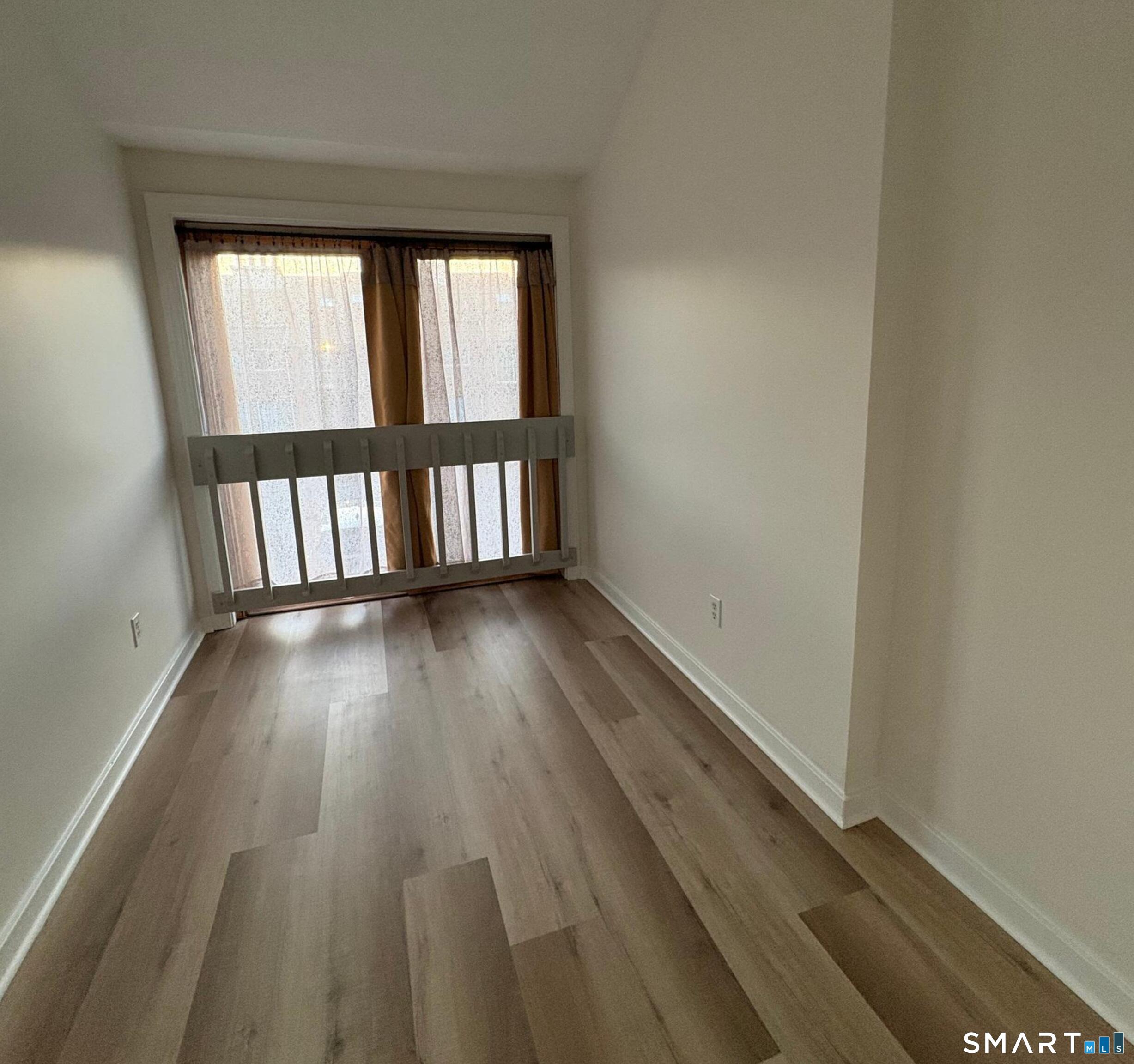 295 Redstone Hill Road, Unit 24 Bristol, CT 06010 - Photo 5 of 18 Bonus Room