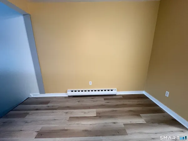 $1,695 | 295 Redstone Hill Road, Unit 24, Bristol, CT 06010