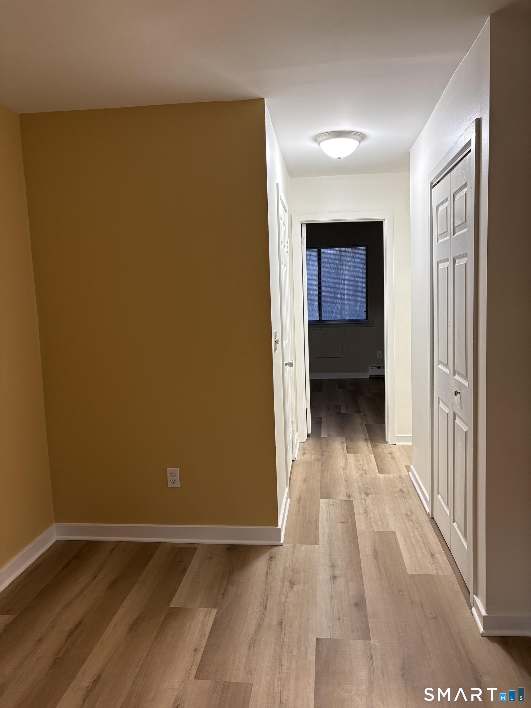 295 Redstone Hill Road, Unit 24 Bristol, CT 06010 - Photo 8 of 18 Hallway