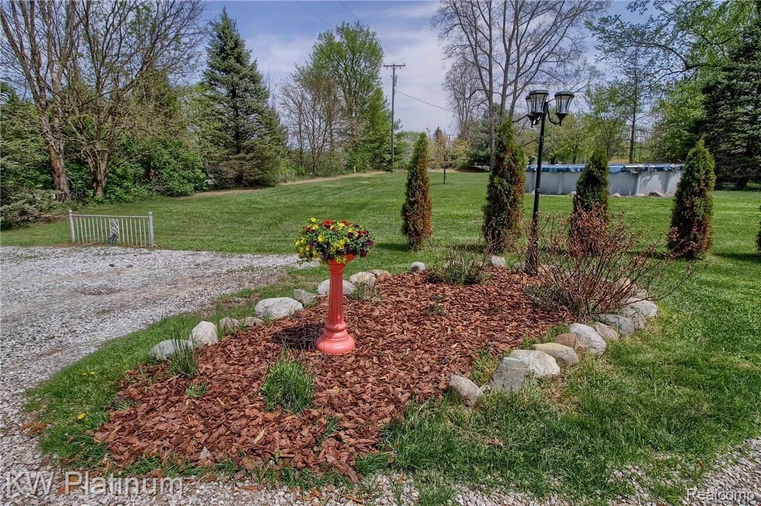 5957 Yager Road St. Clair, MI 48079 - Photo 32 of 33 Front_Landscapping.jpg