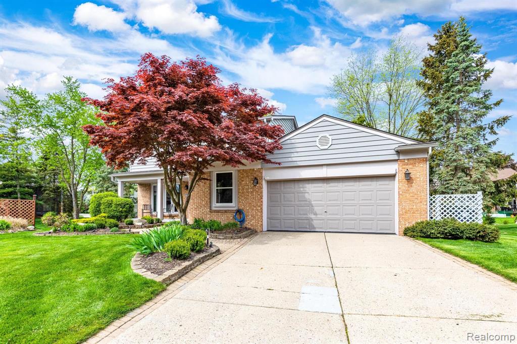 2763 Broadmoor Court Rochester Hills, MI 48309 - Photo 2 of 40