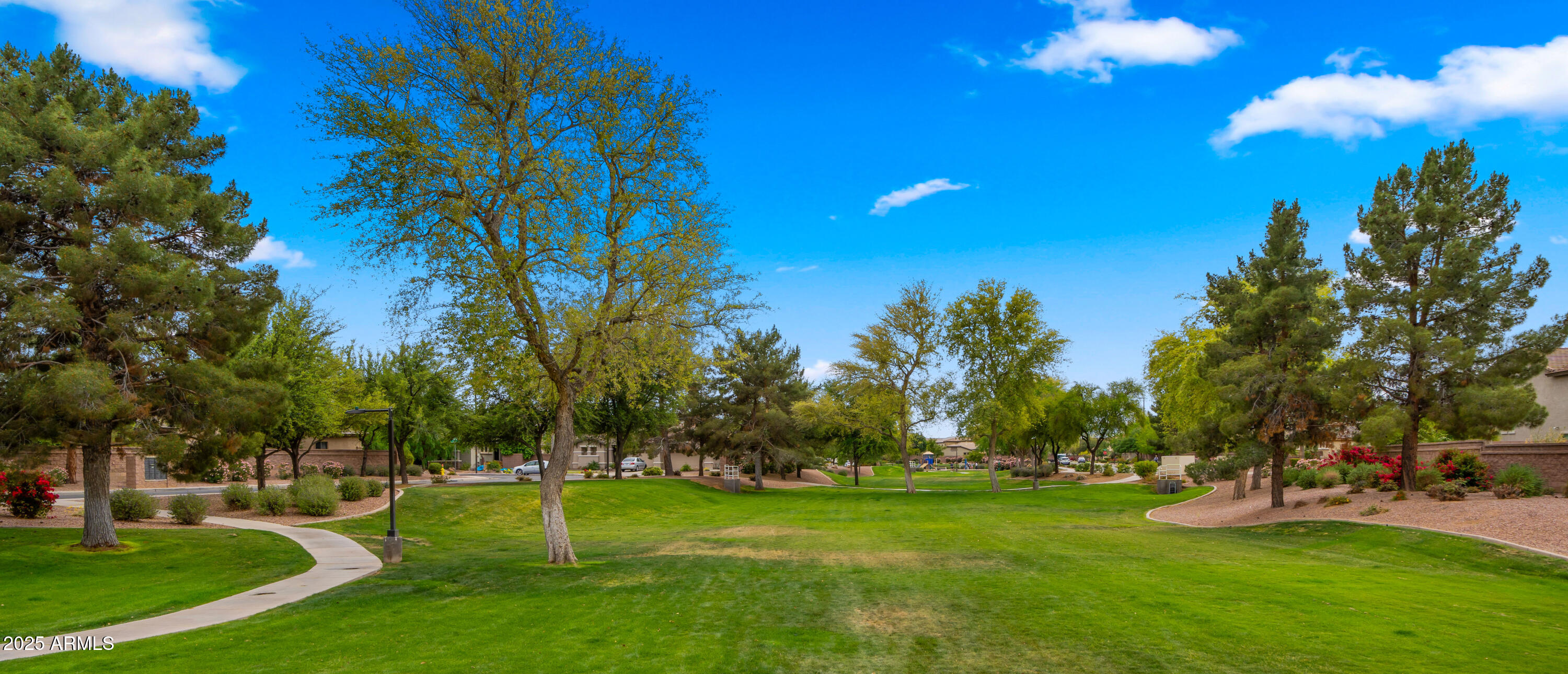 643 East Hopkins Road Gilbert, AZ 85295 - Photo 48 of 73 Community9