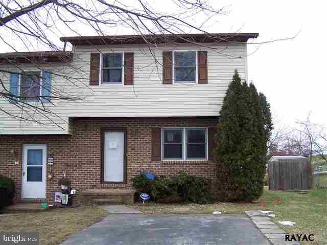 29 B Pinewood Circle Hanover, PA 17331 - Photo 2 of 11 Gallery Image 2