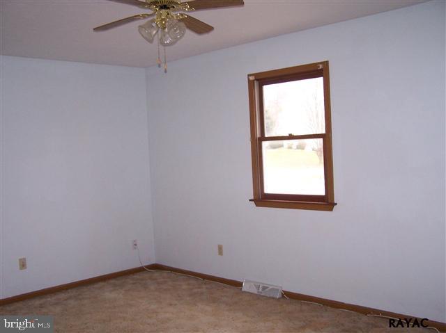 29 B Pinewood Circle Hanover, PA 17331 - Photo 6 of 11 Gallery Image 6