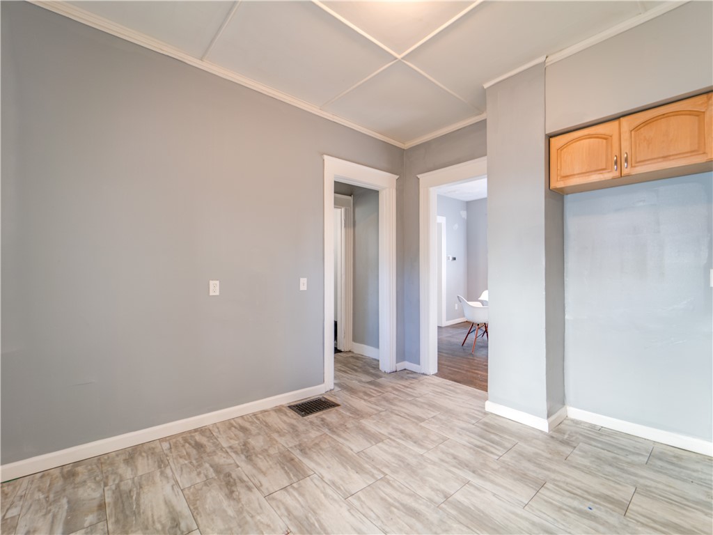 736 Parsells Avenue Rochester, NY 14609 - Photo 18 of 24