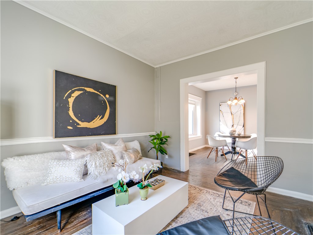 736 Parsells Avenue Rochester, NY 14609 - Photo 6 of 24