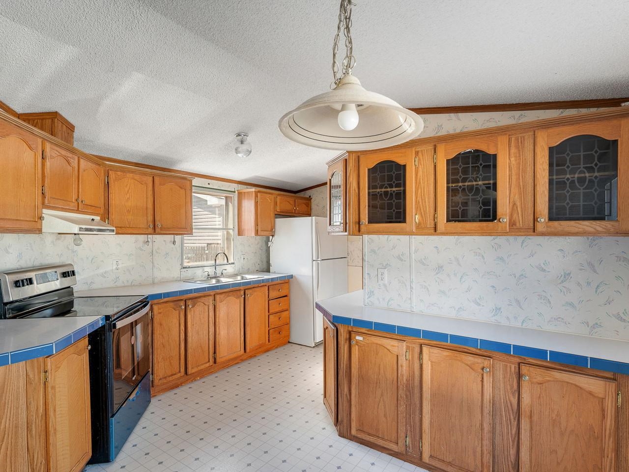 103 4th Street Colchester, VT 05446 - Photo 11 of 26