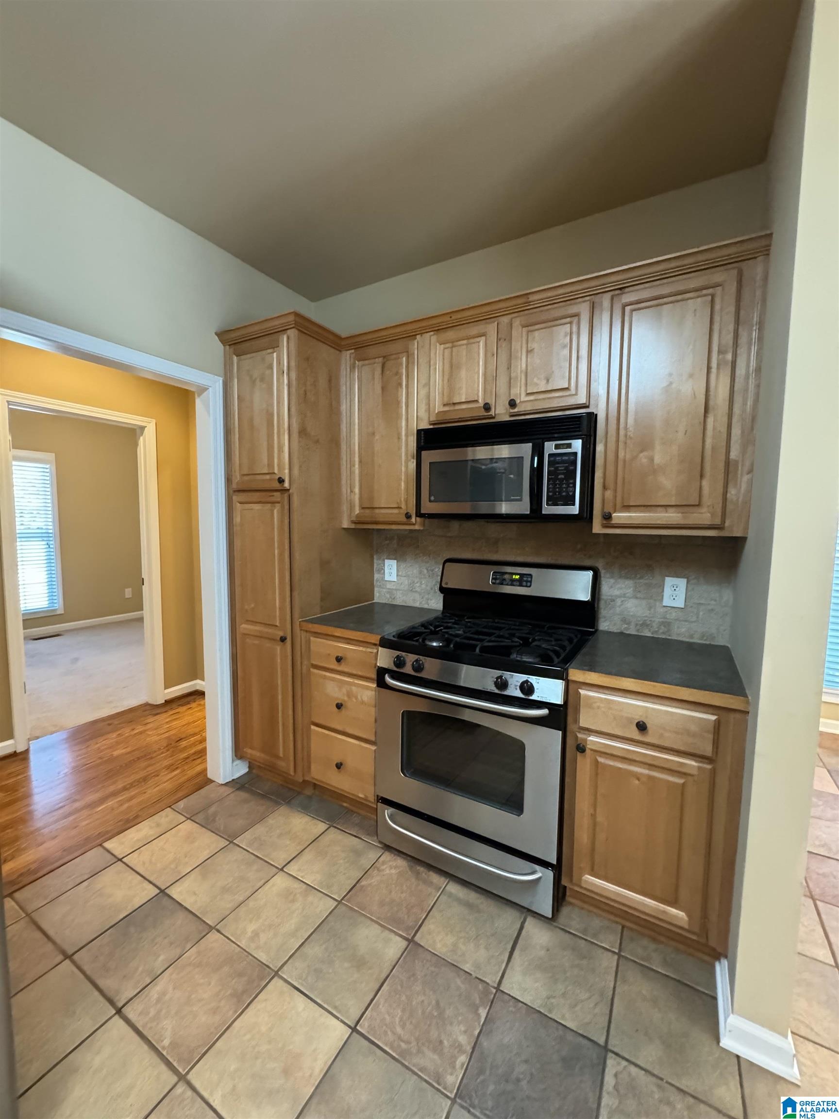 173 Twin Ridge Circle Lincoln, AL 35096 - Photo 7 of 26