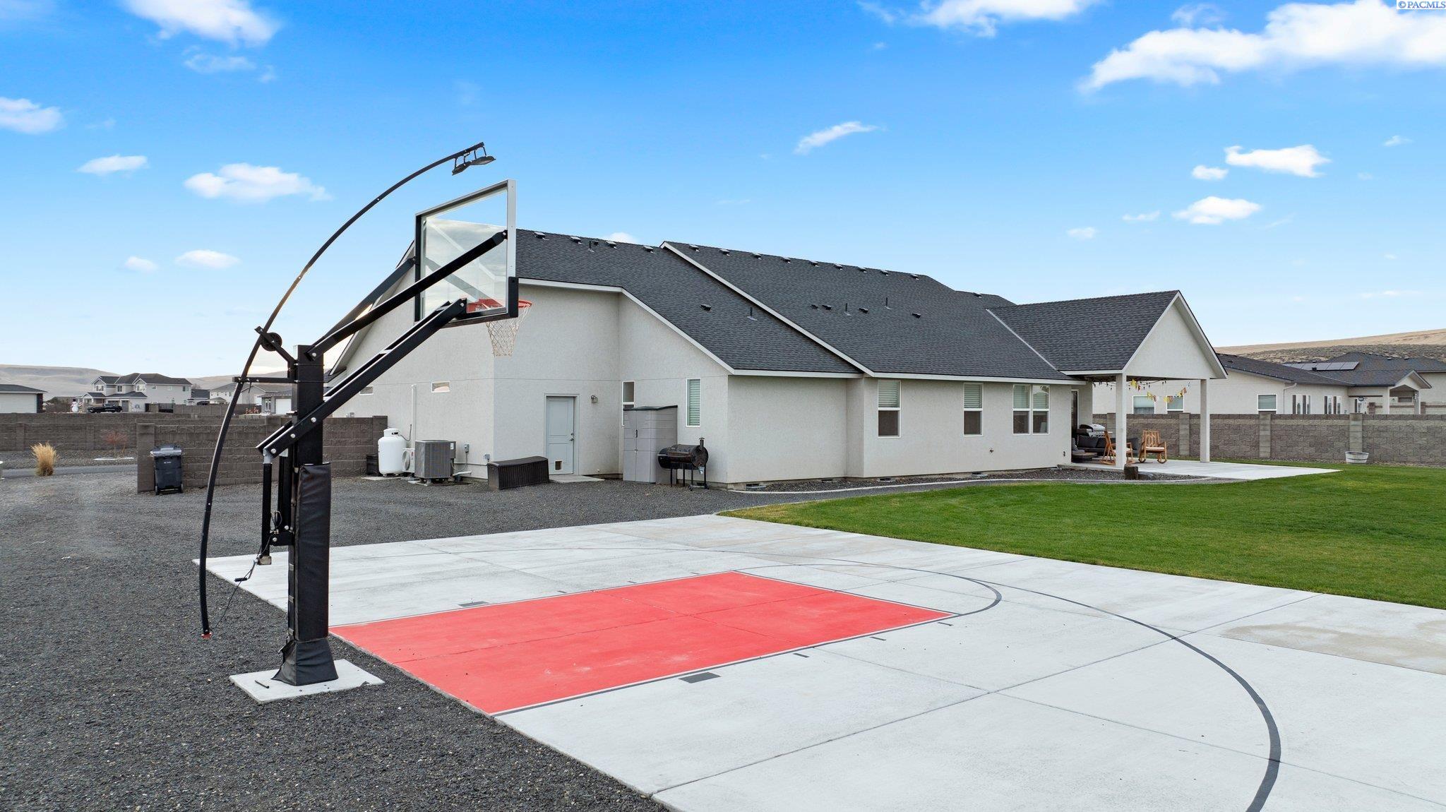 86710 East Calico Road Kennewick, WA 99338 - Photo 5 of 48 Gallery Image 5