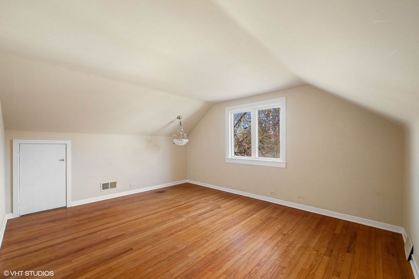 3121 Illinois Road Wilmette, IL 60091 - Photo 31 of 38 Gallery Image 31