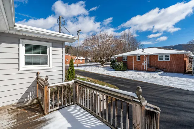 $325,000 | 419 College Street, Mountain City, TN 37683