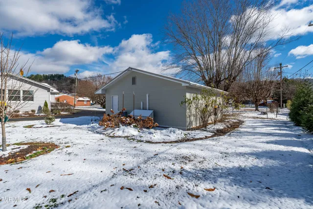 $325,000 | 419 College Street, Mountain City, TN 37683