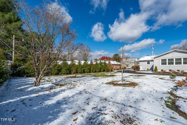 $325,000 | 419 College Street, Mountain City, TN 37683