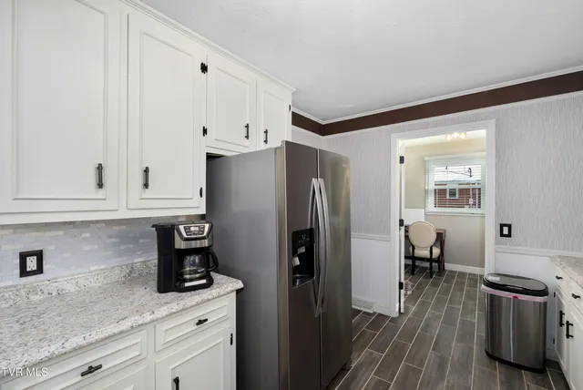 $325,000 | 419 College Street, Mountain City, TN 37683