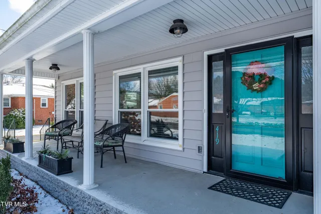 $325,000 | 419 College Street, Mountain City, TN 37683