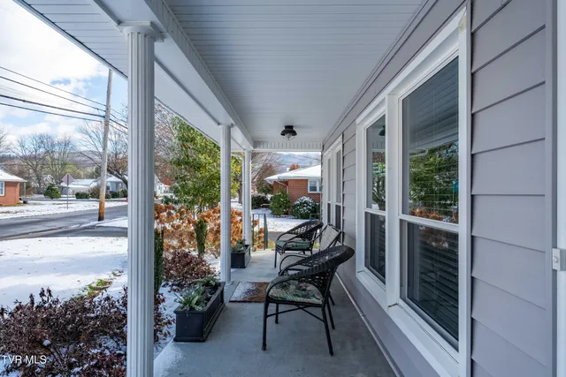 $325,000 | 419 College Street, Mountain City, TN 37683