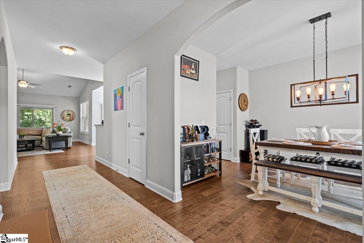 112 Trimpley Lane Simpsonville, SC 29681 - Photo 3 of 27