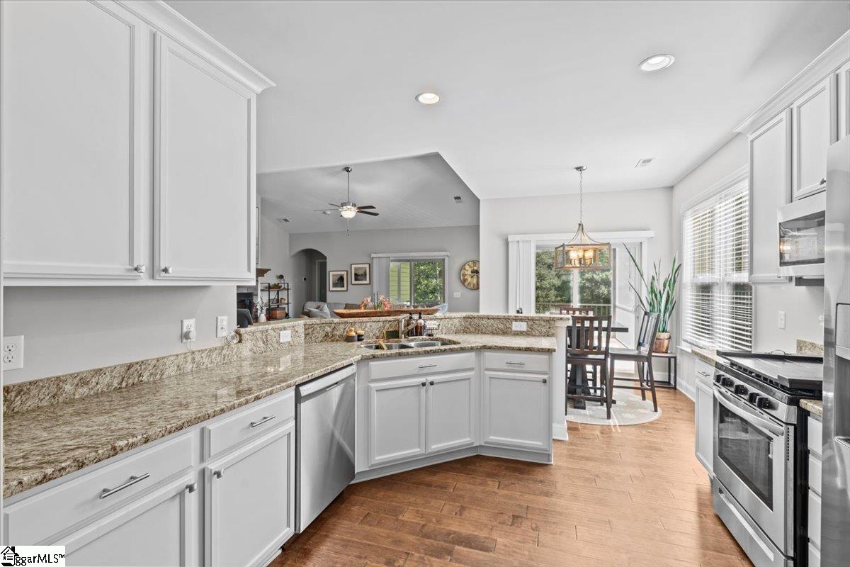 112 Trimpley Lane Simpsonville, SC 29681 - Photo 8 of 27