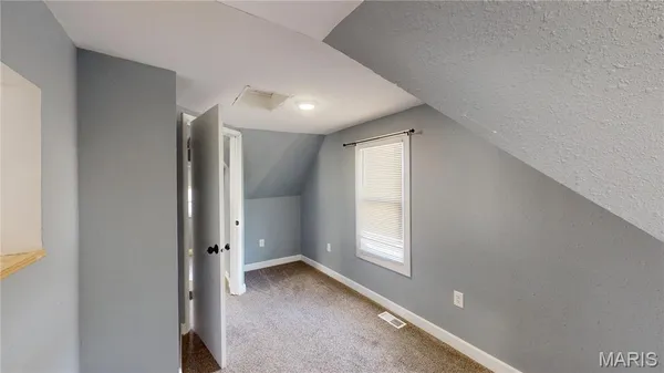 $135,000 | 1011 East Main Street, Greenville, IL 62246