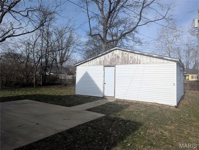 $140,000 | 1011 East Main Street, Greenville, IL 62246