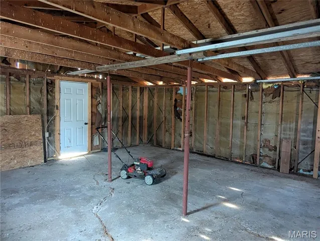 $140,000 | 1011 East Main Street, Greenville, IL 62246