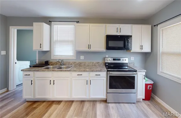$135,000 | 1011 East Main Street, Greenville, IL 62246
