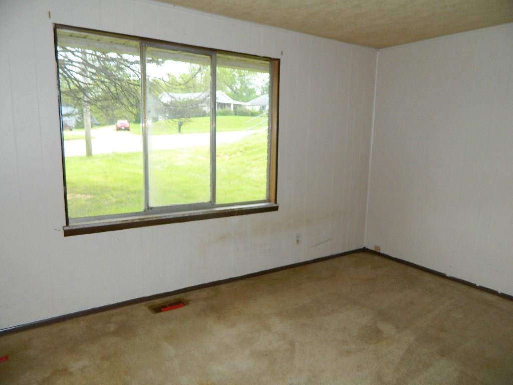 1259 South Burnett Road Springfield, OH 45505 - Photo 8 of 19