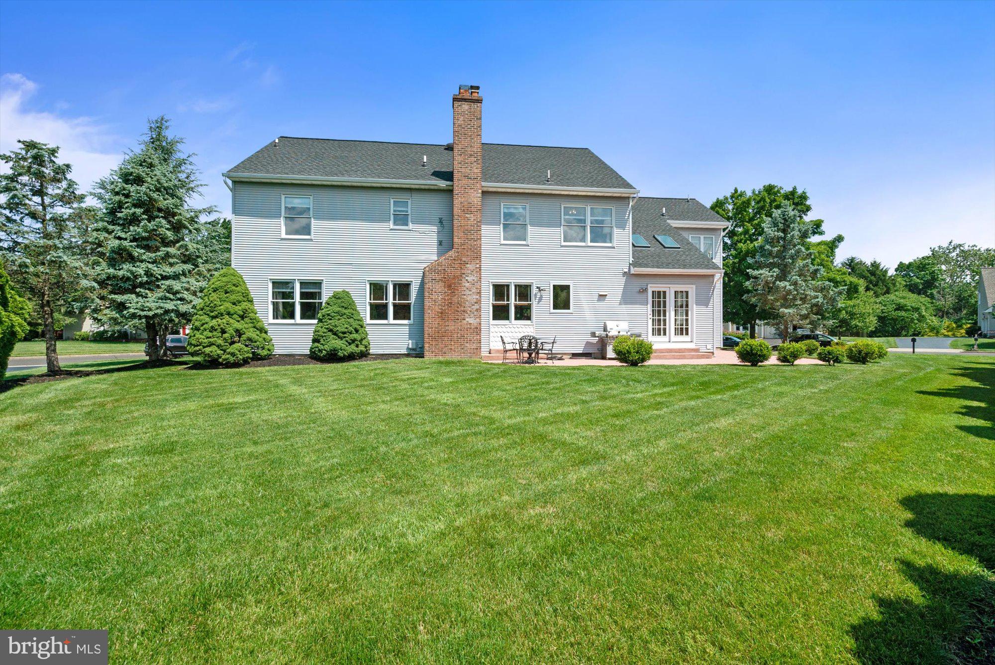 876 Slate Hill Road Yardley, PA 19067 - Photo 38 of 44 Bright and Sunny Yard With Charming Views