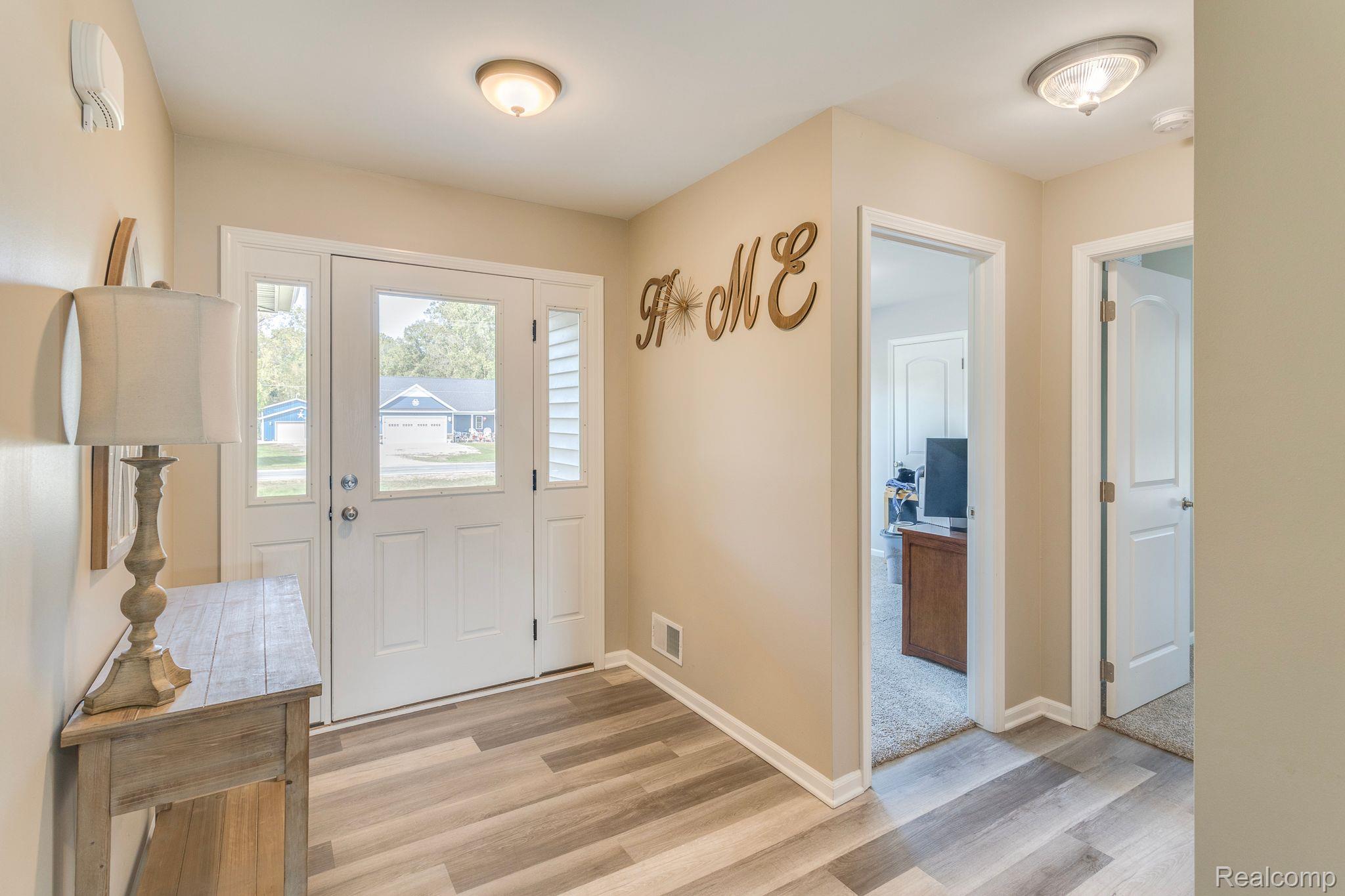 1080 Allen Road Smiths Creek, MI 48074 - Photo 4 of 28 Gallery Image 4