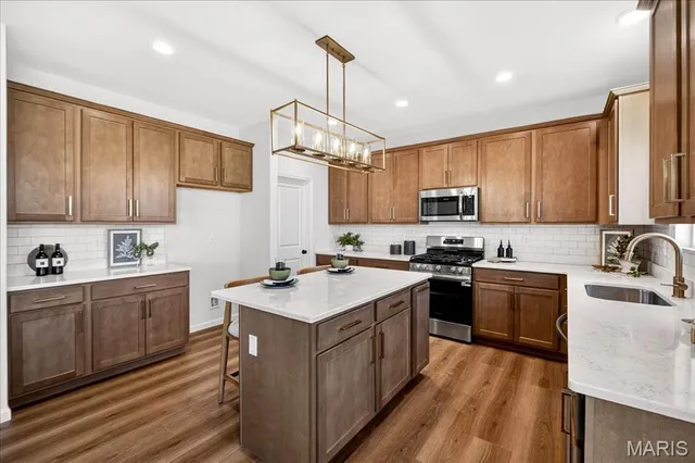 $539,900 | 3291 River Breeze Court, St. Charles, MO 63301